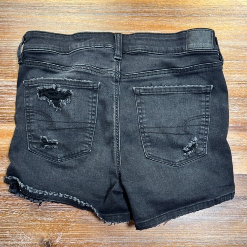 American Eagle Black Denim‎ Shorts Distressed Ripped Next Level Stretch Size 8 - Picture 2 of 8